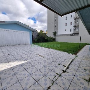 Casa com 250m², 3 dormitórios, 2 vagas, no bairro Bela Vista em Caxias do Sul para Comprar