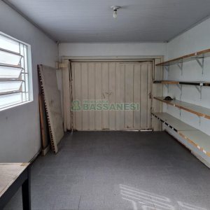 Casa com 250m², 3 dormitórios, 2 vagas, no bairro Bela Vista em Caxias do Sul para Comprar