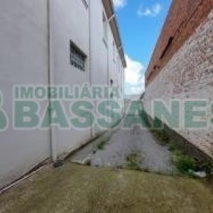 Terreno com 198m², no bairro Centro em Caxias do Sul para Alugar