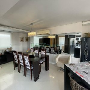 Apto/Cobertura com 150m², 3 dormitórios, 3 vagas, no bairro Cruzeiro em Caxias do Sul para Comprar