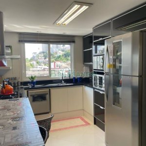 Apto/Cobertura com 150m², 3 dormitórios, 3 vagas, no bairro Cruzeiro em Caxias do Sul para Comprar