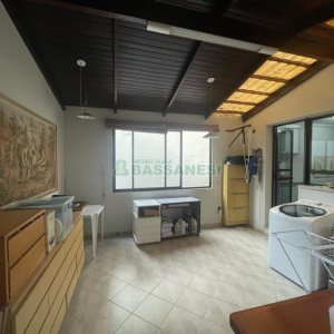 Apartamento com 144m², 3 dormitórios, 2 vagas, no bairro São Pelegrino em Caxias do Sul para Comprar