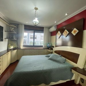 Apartamento com 144m², 3 dormitórios, 2 vagas, no bairro São Pelegrino em Caxias do Sul para Comprar