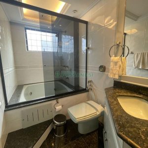 Apartamento com 144m², 3 dormitórios, 2 vagas, no bairro São Pelegrino em Caxias do Sul para Comprar