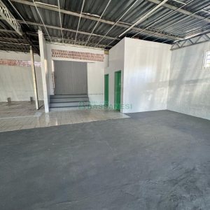 Loja com 594m², no bairro Pio X em Caxias do Sul para Alugar ou Comprar