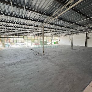 Loja com 594m², no bairro Pio X em Caxias do Sul para Alugar ou Comprar