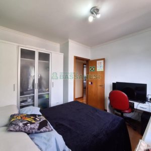 Apartamento com 157m², 3 dormitórios, 1 vaga, no bairro São Pelegrino em Caxias do Sul para Comprar