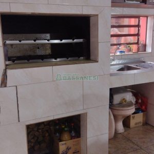 Casa com 140m², 3 dormitórios, -3 vaga, no bairro Centenário em Caxias do Sul para Comprar