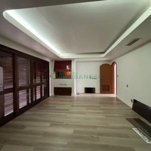 Apartamento com 382m², 3 dormitórios, 5 vagas, no bairro Panazzolo em Caxias do Sul para Alugar