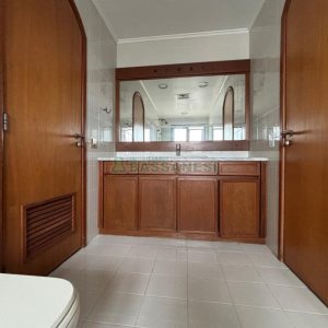 Apartamento com 382m², 3 dormitórios, 5 vagas, no bairro Panazzolo em Caxias do Sul para Alugar
