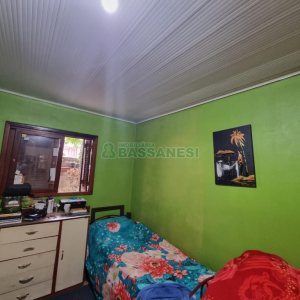 Casa com 164m², 3 dormitórios, no bairro Panazzolo em Caxias do Sul para Comprar