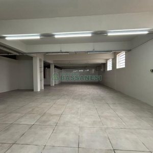 Loja com 630m², no bairro Floresta em Caxias do Sul para Alugar