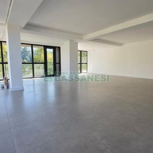 Sala com 89m², 1 vaga, no bairro Exposição em Caxias do Sul para Comprar