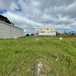 Terreno com 672m², no bairro São Virgílio em Caxias do Sul para Comprar