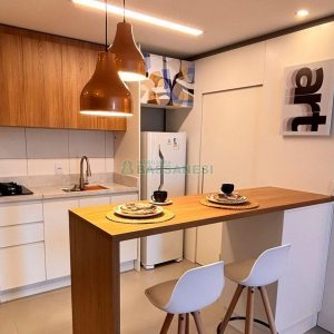 Apto Mobiliado com 42m², 1 dormitório, 1 vaga, no bairro Lourdes em Caxias do Sul para Alugar