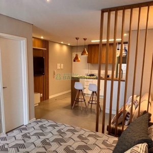 Apto Mobiliado com 42m², 1 dormitório, 1 vaga, no bairro Lourdes em Caxias do Sul para Alugar