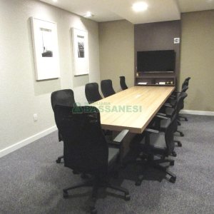 Sala com 41m², 1 vaga, no bairro Lourdes em Caxias do Sul para Comprar