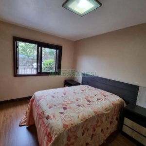 Casa com 255m², 4 dormitórios, 4 vagas, no bairro Diamantino em Caxias do Sul para Comprar