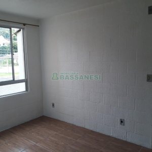 Apartamento com 38m², 2 dormitórios, 1 vaga, no bairro Cruzeiro em Caxias do Sul para Comprar