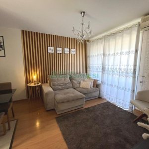 Apto Mobiliado com 63m², 2 dormitórios, 1 vaga, no bairro Petrópolis em Caxias do Sul para Alugar