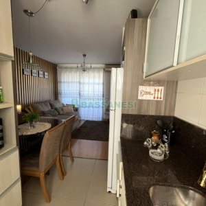Apto Mobiliado com 63m², 2 dormitórios, 1 vaga, no bairro Petrópolis em Caxias do Sul para Alugar