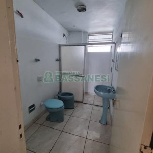 Apartamento com 98m², 3 dormitórios, no bairro Centro em Caxias do Sul para Comprar