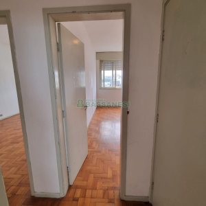 Apartamento com 98m², 3 dormitórios, no bairro Centro em Caxias do Sul para Comprar