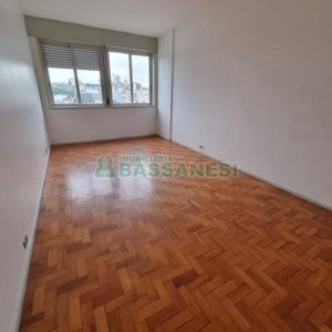 Apartamento com 98m², 3 dormitórios, no bairro Centro em Caxias do Sul para Comprar