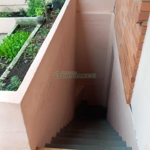 Casa com 165m², 3 dormitórios, 2 vagas, no bairro Cinqüentenário em Caxias do Sul para Comprar