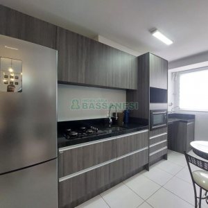 Apto Mobiliado com 60m², 2 dormitórios, 1 vaga, no bairro São Pelegrino em Caxias do Sul para Alugar