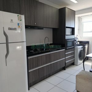 Apto Mobiliado com 60m², 2 dormitórios, 1 vaga, no bairro São Pelegrino em Caxias do Sul para Alugar