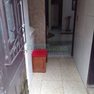 Casa com 140m², 4 dormitórios, 2 vagas, no bairro Petrópolis em Caxias do Sul para Comprar