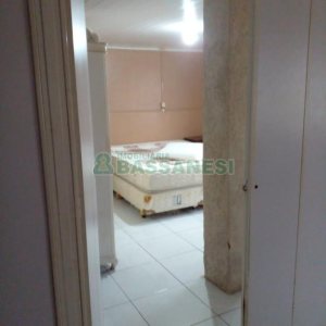 Casa com 140m², 4 dormitórios, 2 vagas, no bairro Petrópolis em Caxias do Sul para Comprar