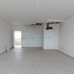 Sala com 55m², no bairro Desvio Rizzo em Caxias do Sul para Alugar