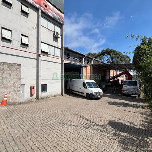 Pavilhão com 3078m², no bairro Distrito Industrial em Caxias do Sul para Alugar