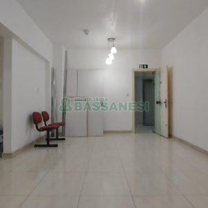 Sala com 66m², no bairro Centro em Caxias do Sul para Comprar