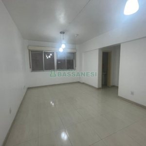 Sala com 50m², no bairro Centro em Caxias do Sul para Comprar