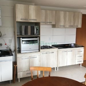 Apto Mobiliado com 30m², 1 dormitório, 1 vaga, no bairro Petrópolis em Caxias do Sul para Alugar