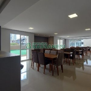 Apartamento com 55m², 2 dormitórios, 1 vaga, no bairro Panazzolo em Caxias do Sul para Comprar