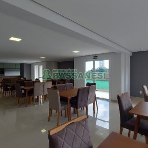 Apartamento com 55m², 2 dormitórios, 1 vaga, no bairro Panazzolo em Caxias do Sul para Comprar