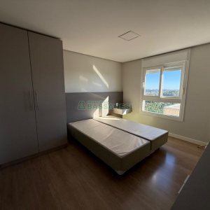 Apto Mobiliado com 40m², 1 dormitório, 1 vaga, no bairro Sanvitto em Caxias do Sul para Alugar