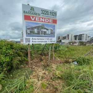 Loja com 1769m², 28 vagas, no bairro Sanvitto em Caxias do Sul para Alugar ou Comprar