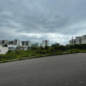 Loja com 1769m², 28 vagas, no bairro Sanvitto em Caxias do Sul para Alugar ou Comprar