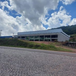 Pavilhão com 4300m², no bairro Jardim das Hortências em Caxias do Sul para Alugar