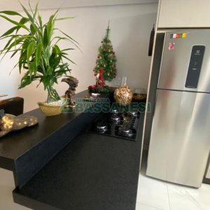 Casa Mobiliada com 110m², 2 dormitórios, 2 vagas, no bairro Esplanada em Caxias do Sul para Comprar