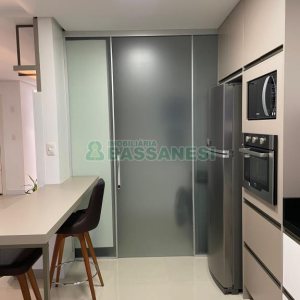 Apartamento com 88m², 2 dormitórios, 2 vagas, no bairro Vinhedos em Caxias do Sul para Comprar