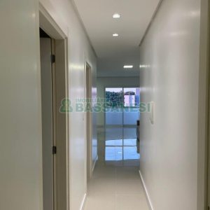 Apartamento com 88m², 2 dormitórios, 2 vagas, no bairro Vinhedos em Caxias do Sul para Comprar