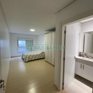 Apartamento com 88m², 2 dormitórios, 2 vagas, no bairro Vinhedos em Caxias do Sul para Comprar