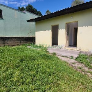 Casa com 63m², 3 dormitórios, 1 vaga, no bairro Cruzeiro em Caxias do Sul para Comprar