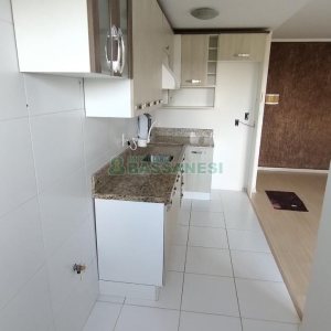 Apartamento com 54m², 2 dormitórios, 1 vaga, no bairro Salgado Filho em Caxias do Sul para Comprar